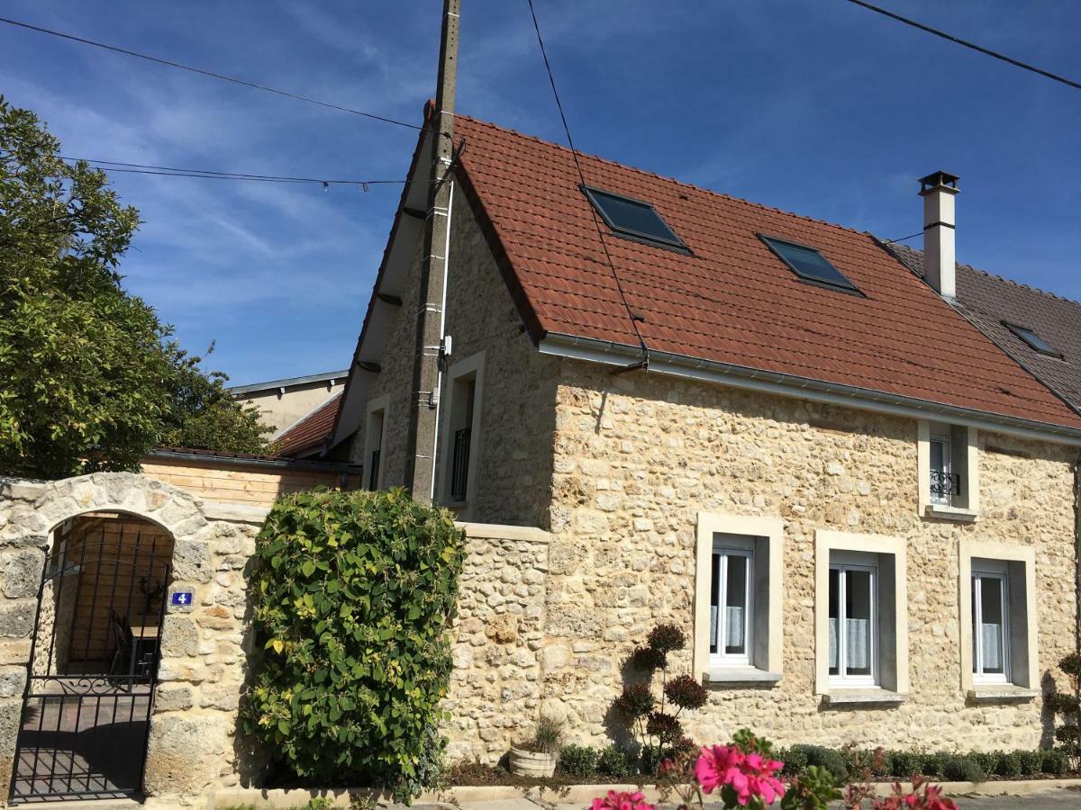 Gite La Nuit Etoilee Chez Champagne Mathelin Mareuil-le-Port Exterior foto
